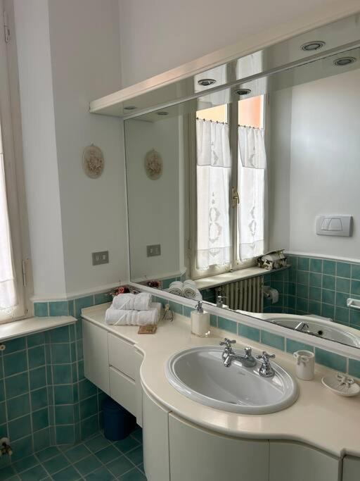 Apartamento Centro Storico Residenza Di Charme Rímini Exterior foto